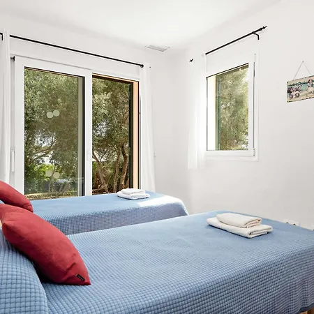 Binixop Villa *